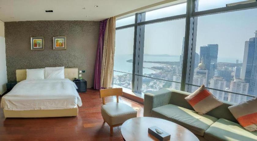 Grand Madison Qingdao Harbour-View Central（Former Qingdao Farglory Hotel） Zewnętrze zdjęcie