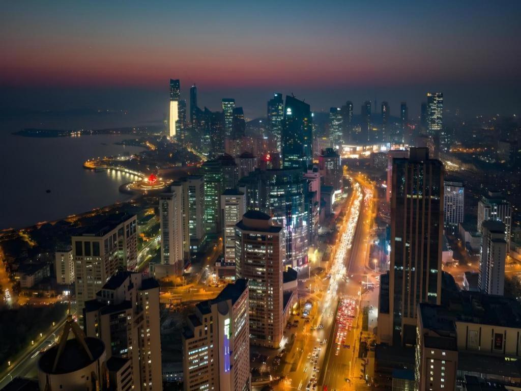 Grand Madison Qingdao Harbour-View Central（Former Qingdao Farglory Hotel） Zewnętrze zdjęcie